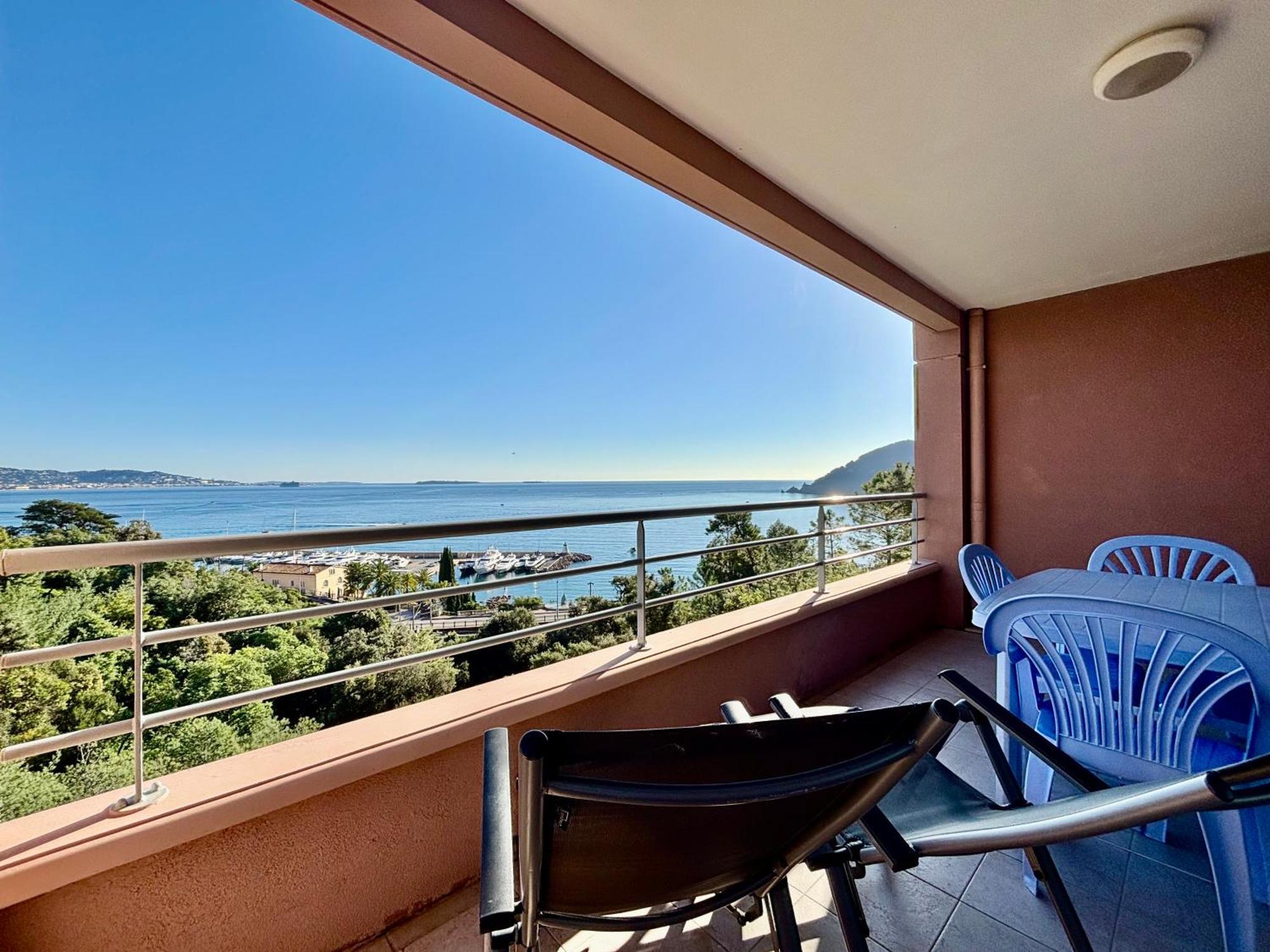 Magnifiques Appartements Vue Mer Panoramique Theoule-sur-Mer Exterior photo