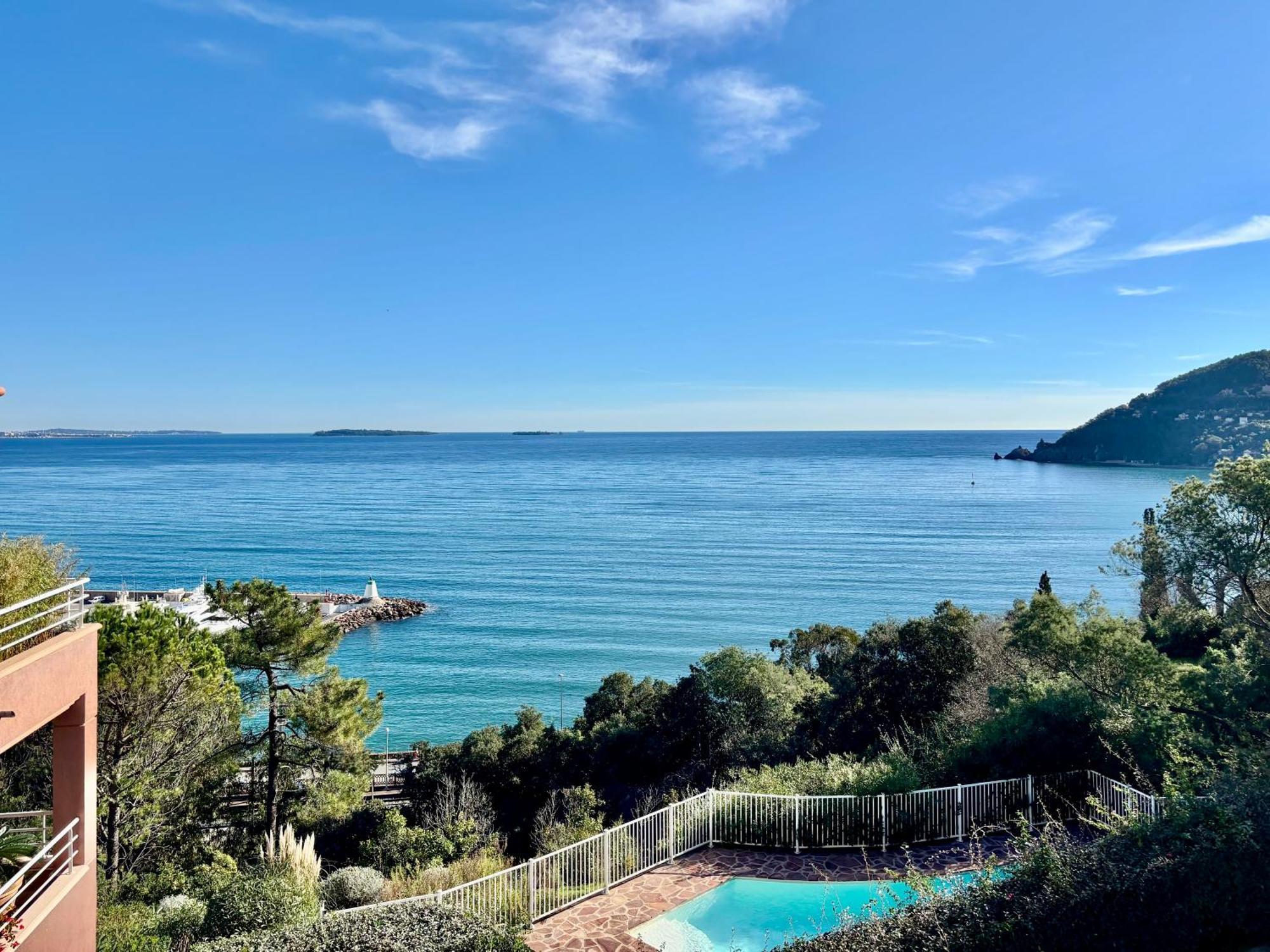 Magnifiques Appartements Vue Mer Panoramique Theoule-sur-Mer Exterior photo